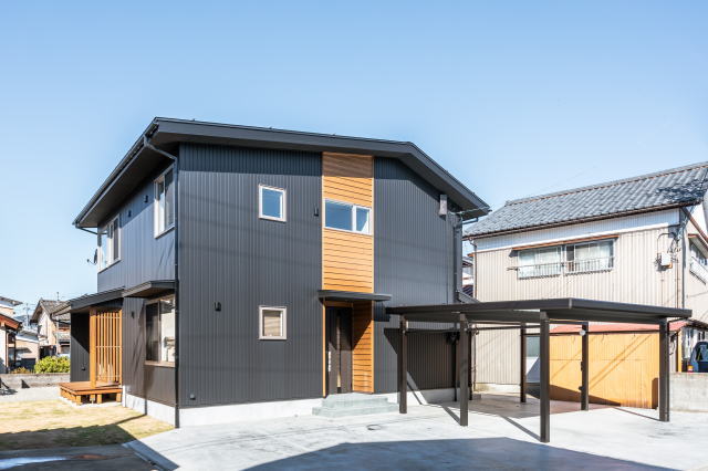 5間×5間　50坪の二世帯住宅の施工完了の様子